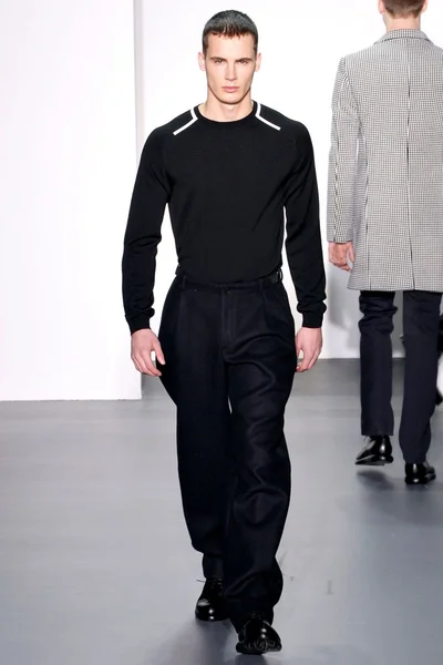 Look 37